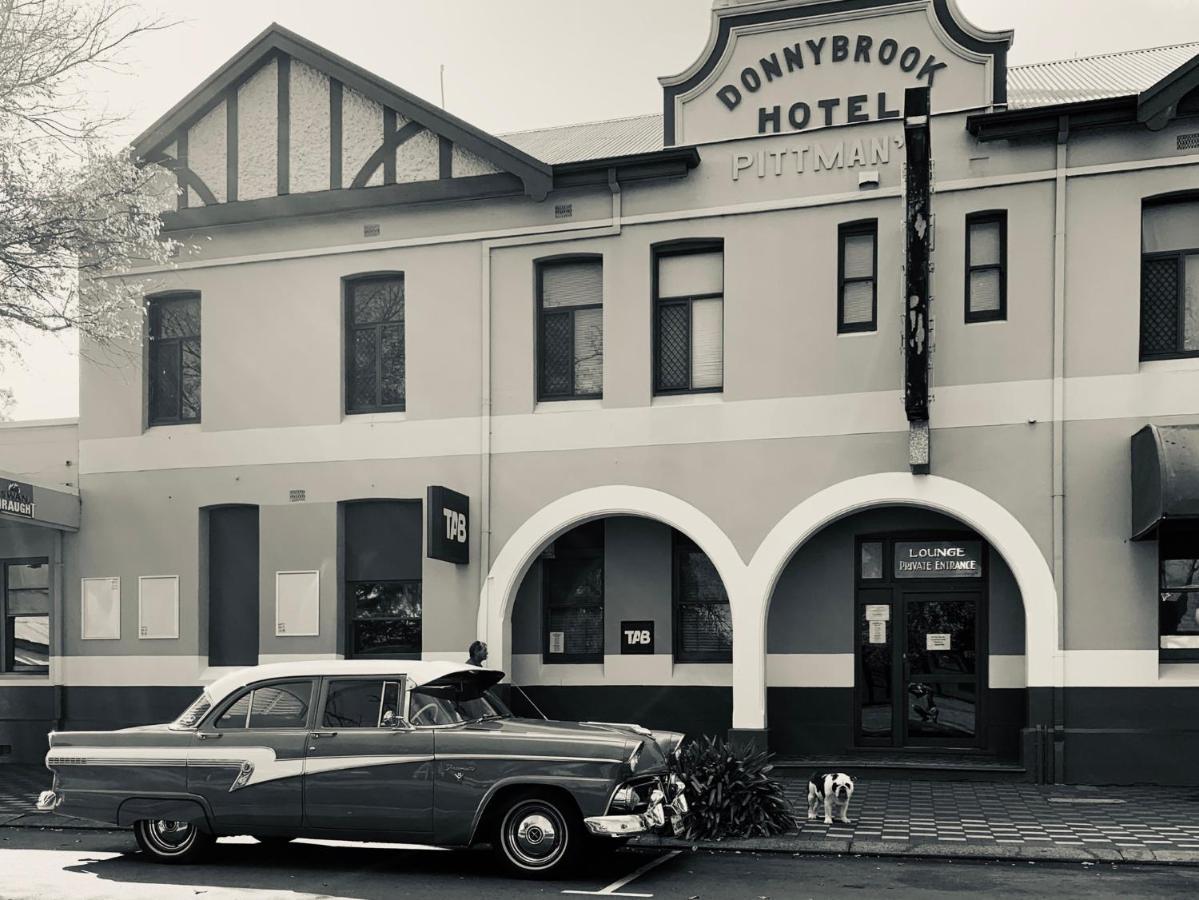 Donnybrook Hotel Wa Екстер'єр фото